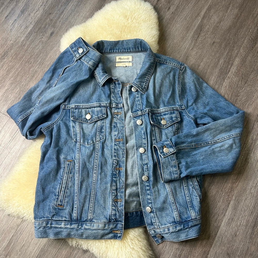 Madewell Washed Blue Denim Jacket - Classic Style